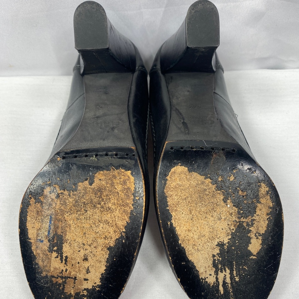 Chloe Front Brass Plate Block Heel Pump Round Toe Blk White Contrast Stitch 37.5 - Picture 16 of 16